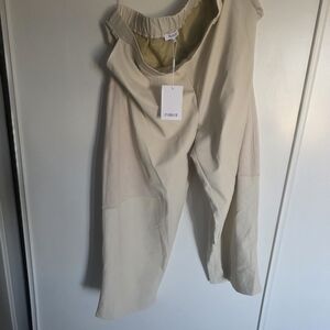 Parker Women's Cream Capris